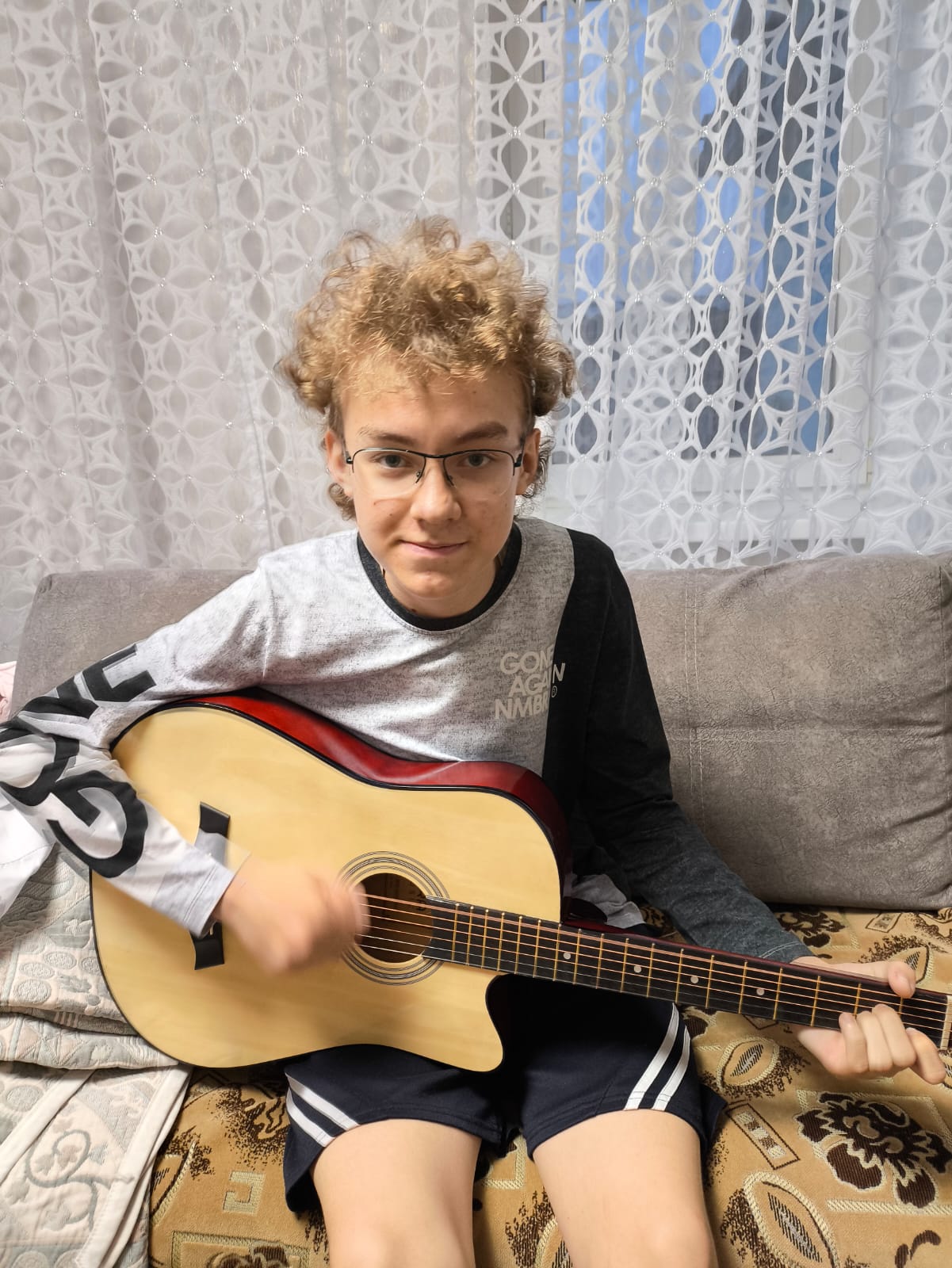 Артему нужен грудной корсет