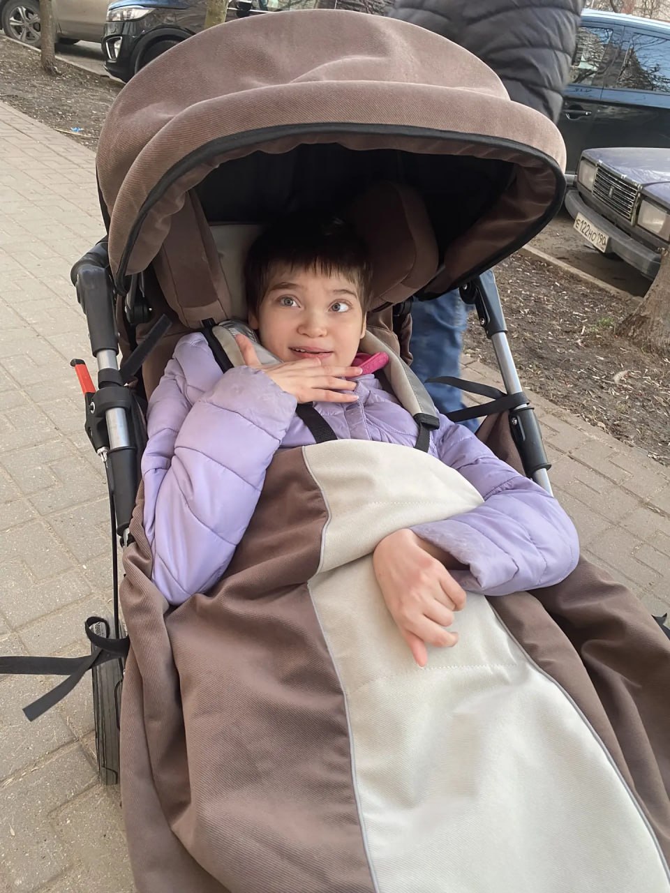 Анастасии очень нужна новая коляска